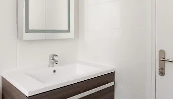 Ambiance - Brest Apartment *